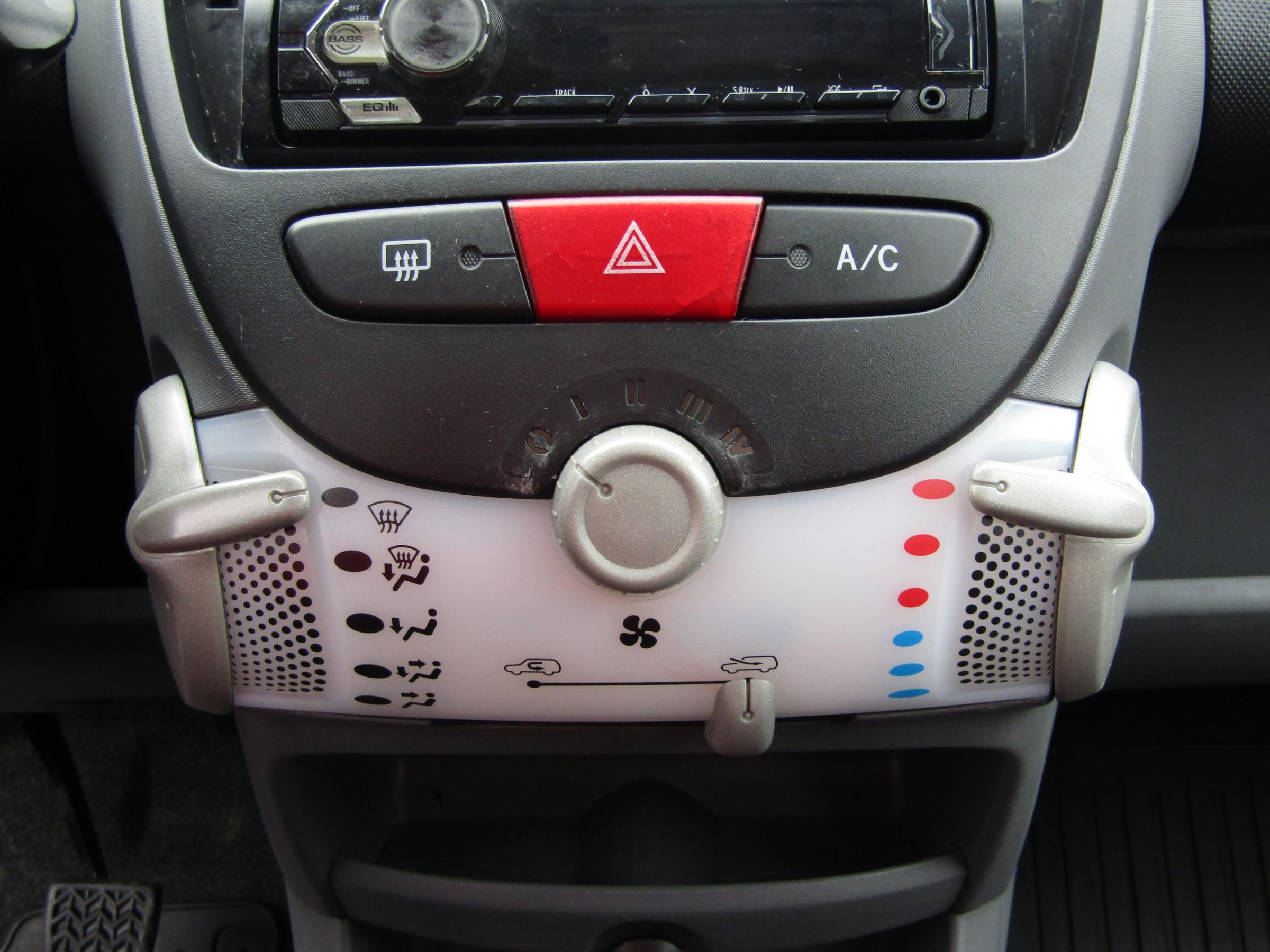 Toyota Aygo, 2011 - pohled č. 18