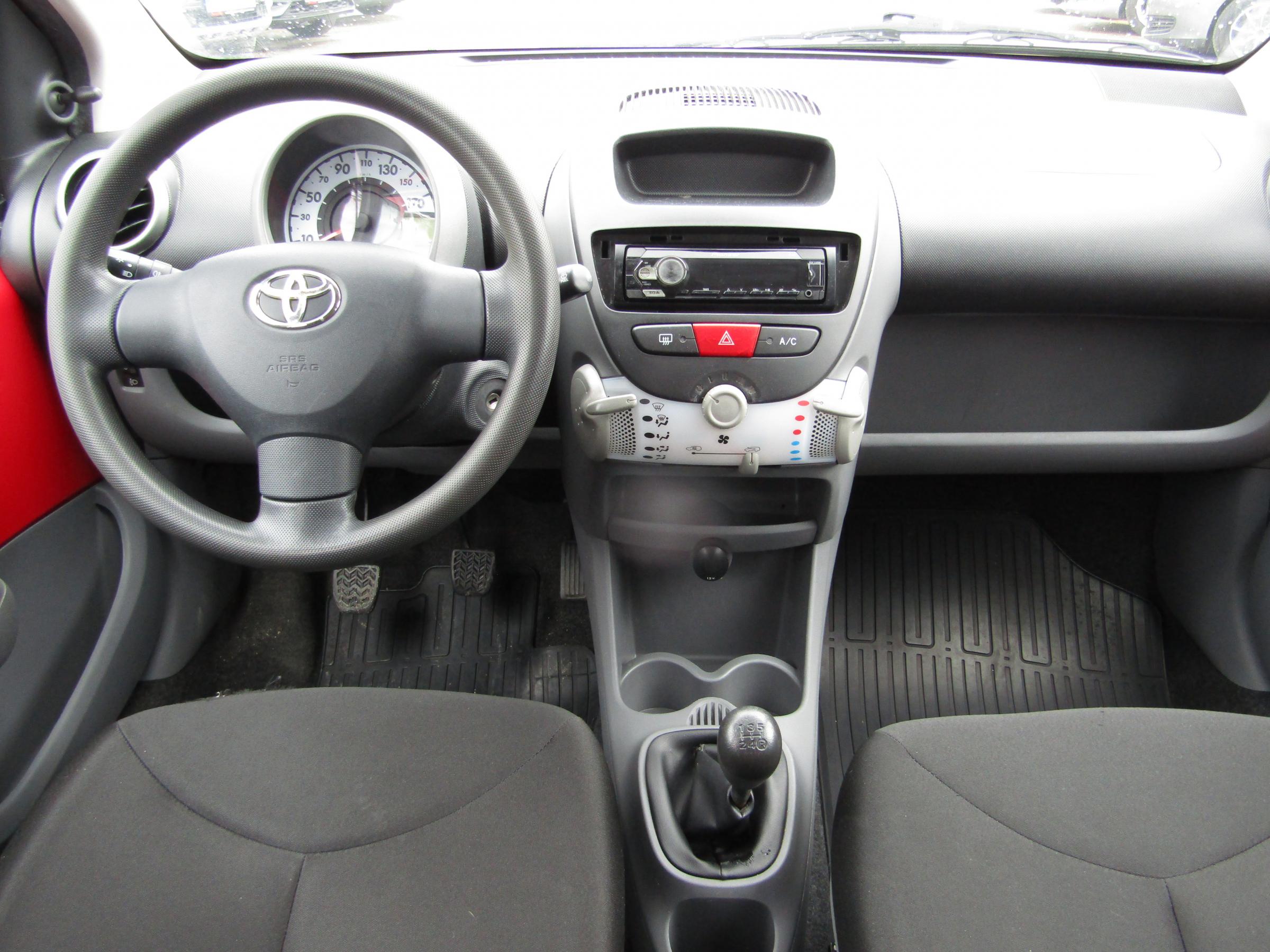 Toyota Aygo, 2011 - pohled č. 9