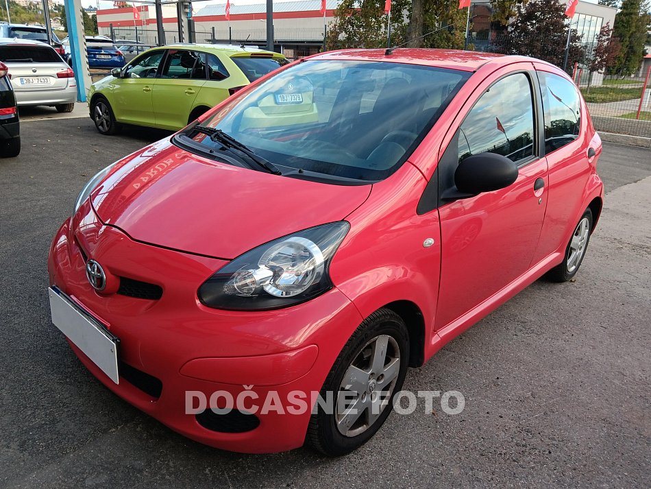 Toyota Aygo 1.0i 