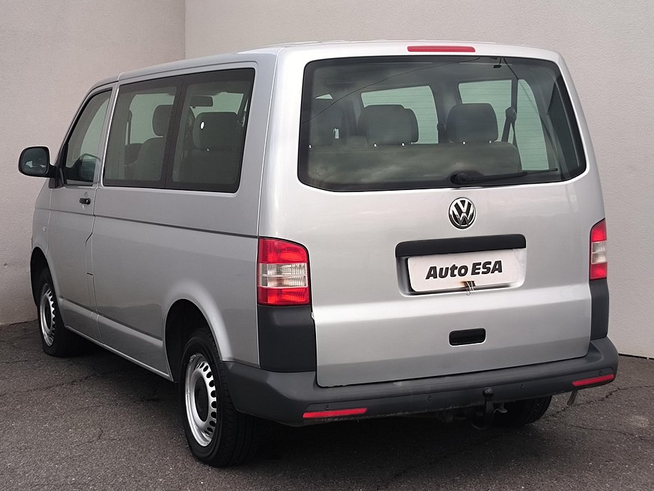 Volkswagen Transporter 2.0TDi  9míst