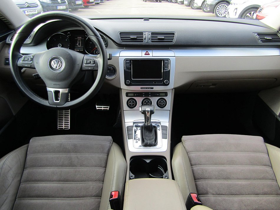 Volkswagen Passat 2.0TDi Highline