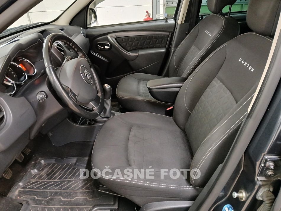 Dacia Duster 1.6 i 