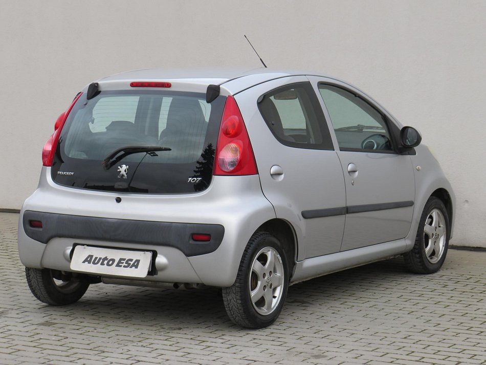 Peugeot 107 1.0i 