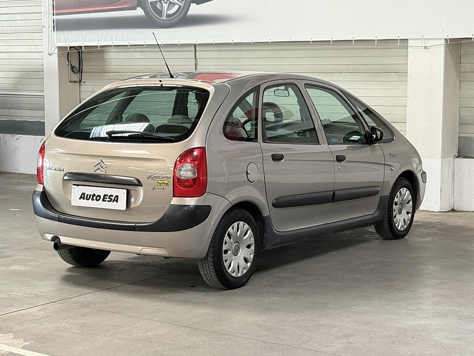 Citroën Xsara Picasso 1.6i 