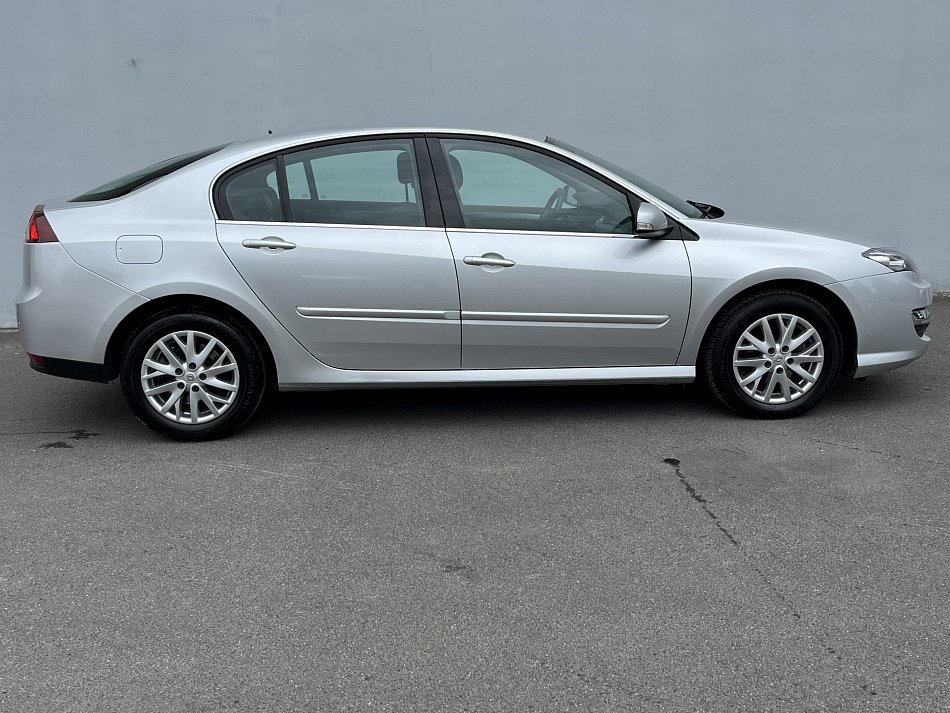 Renault Laguna 1.5dCi Black Edition