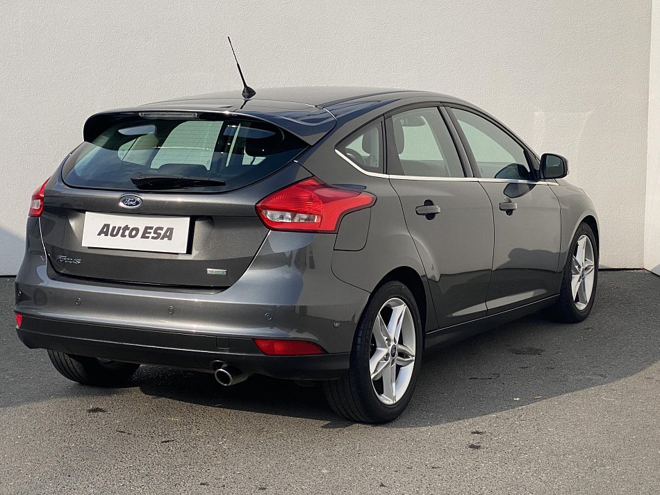 Ford Focus 1.5 EB Titanium