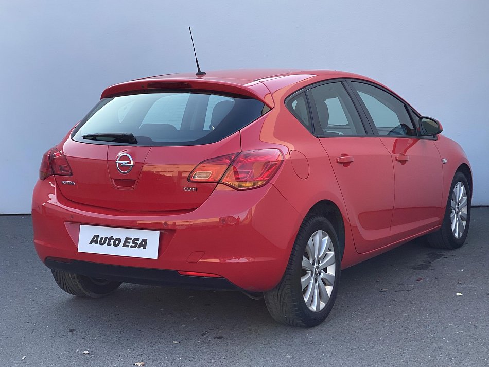 Opel Astra 1.7 CDTi Cosmo