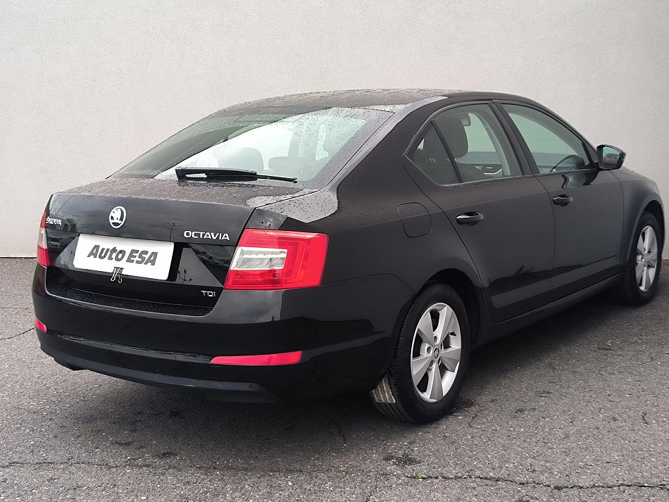 Škoda Octavia III 1.6 TDi Elegance