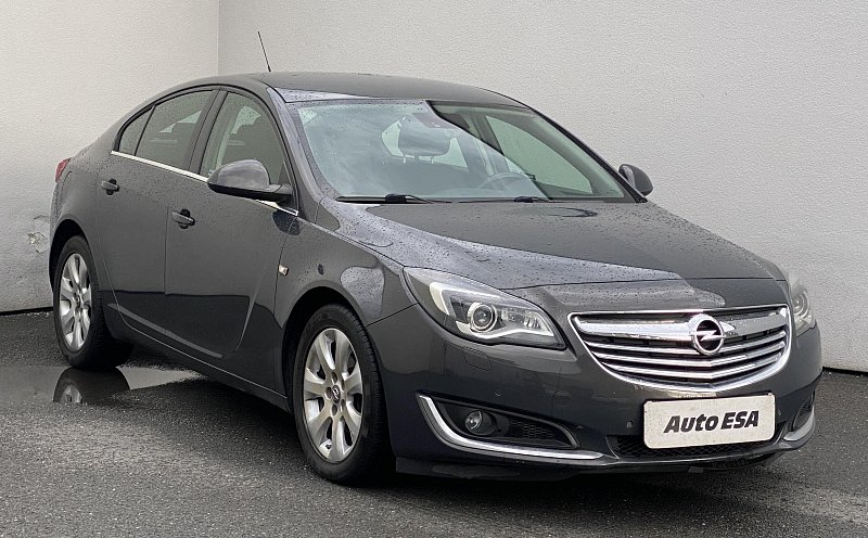 Opel Insignia 2.0 CDTi 