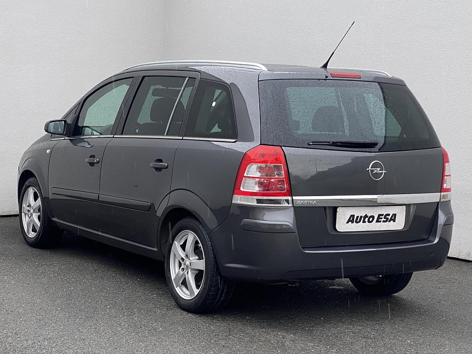 Opel Zafira 1.6 i  7míst