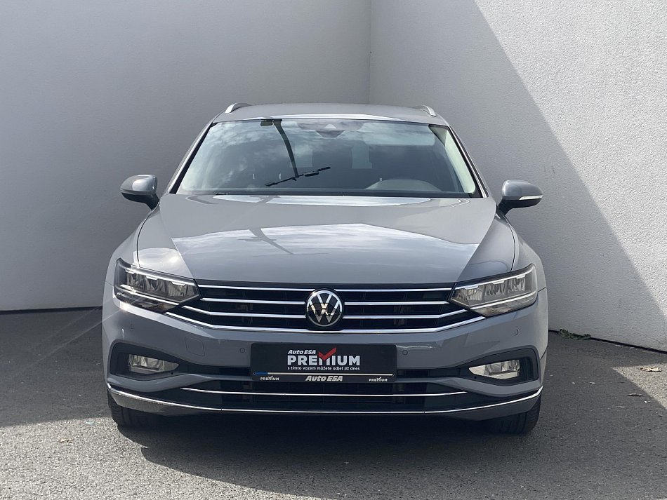 Volkswagen Passat 2.0 TDi Elegance