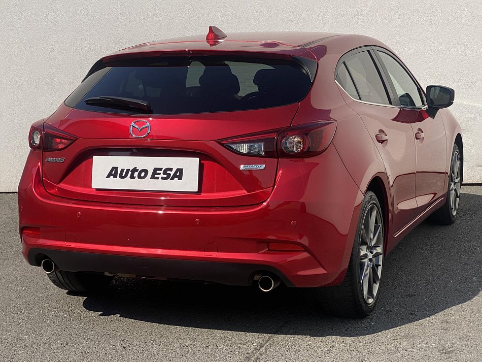 Mazda 3 2.0i Sport