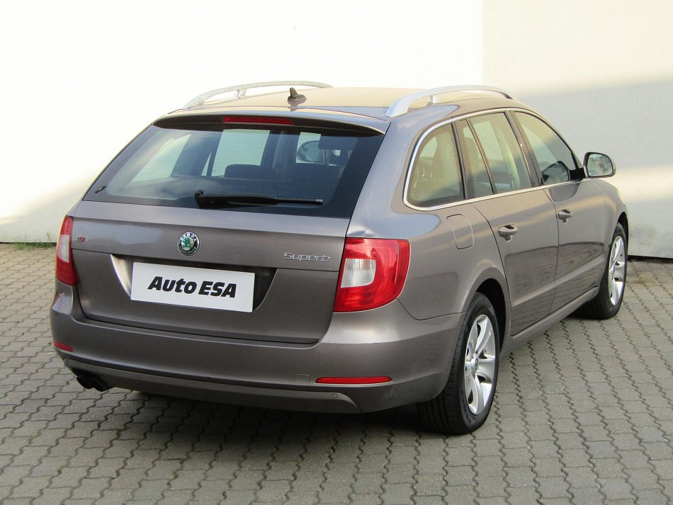 Škoda Superb II 2.0 TDi Ambition