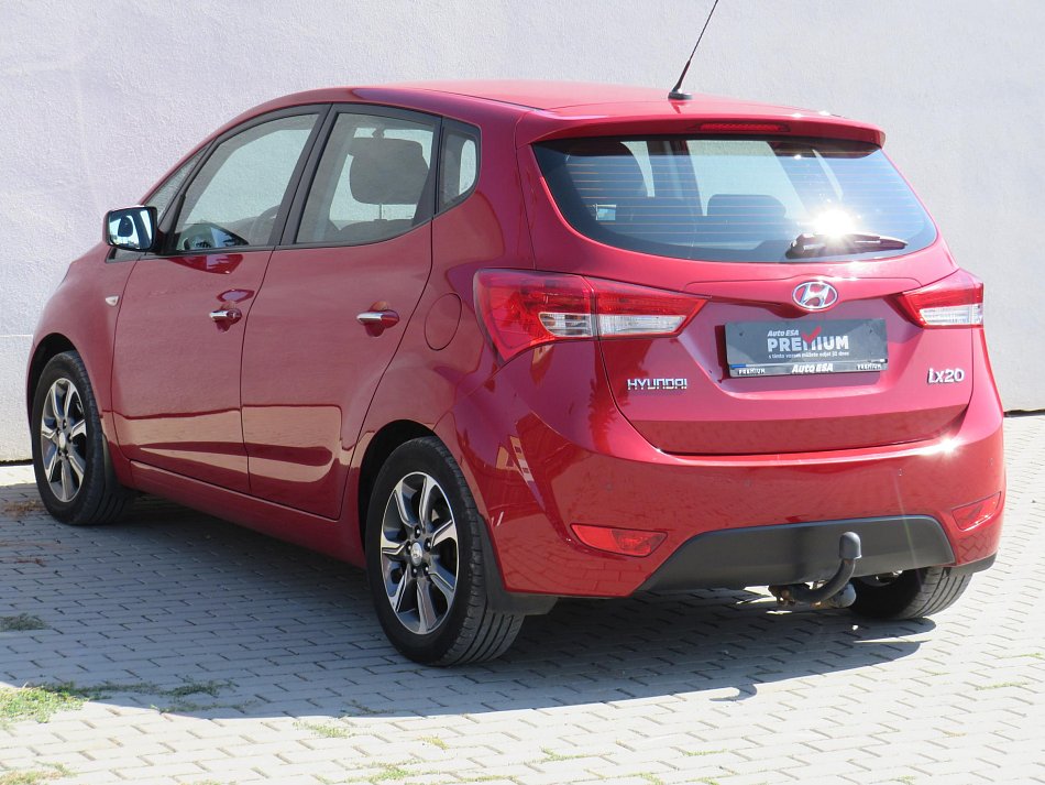 Hyundai Ix20 1.6i 