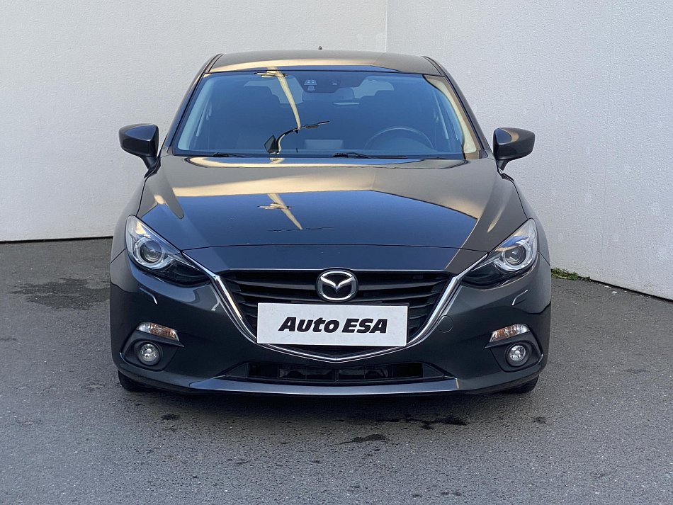 Mazda 3 2.0i Attraction