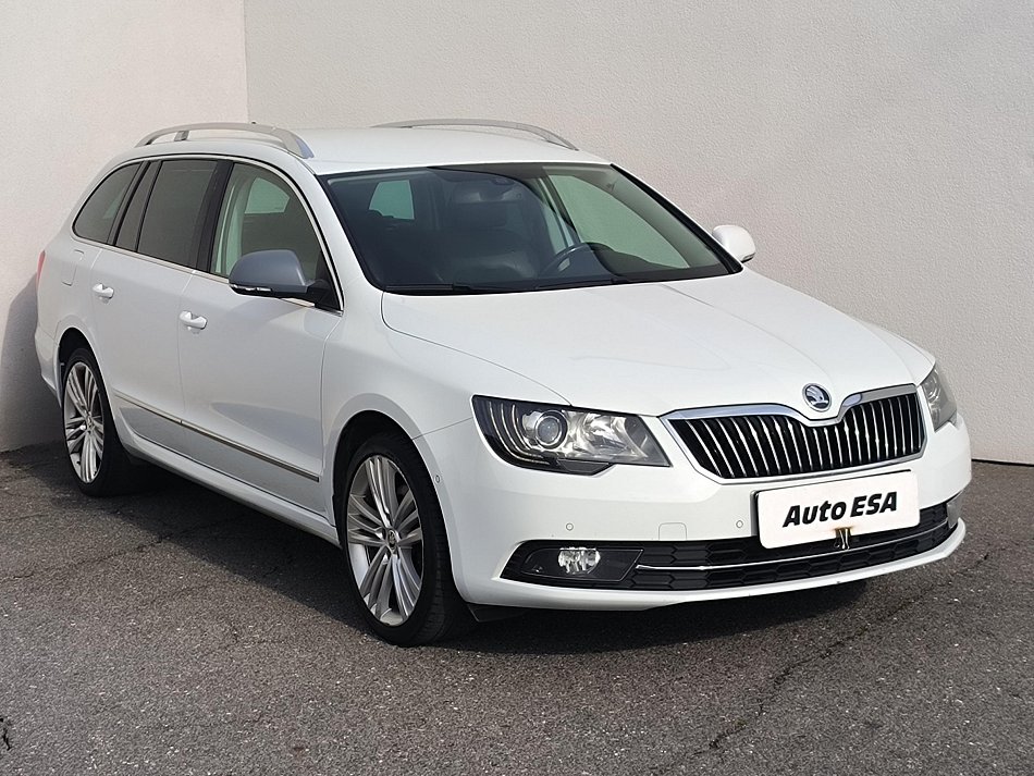 Škoda Superb II 2.0TDi Elegance 4x4