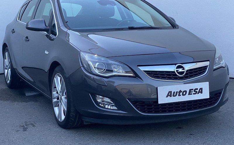 Opel Astra 2.0 CDTi 