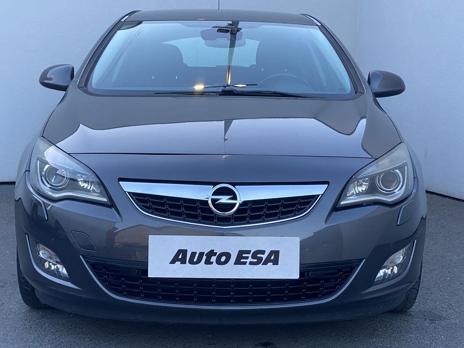 Opel Astra 2.0 CDTi 