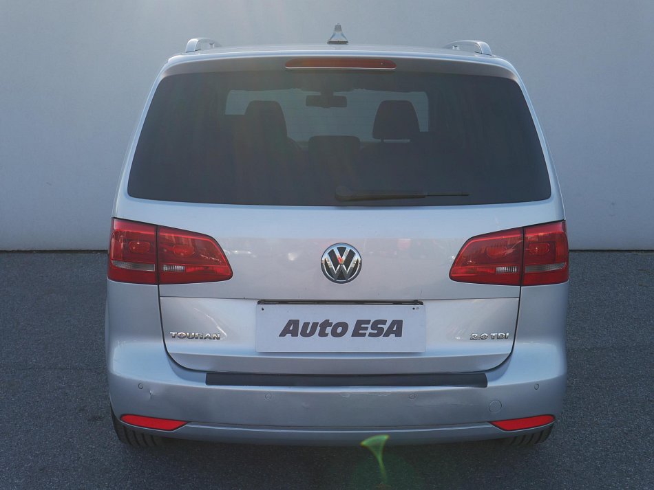 Volkswagen Touran 2.0 TDi 