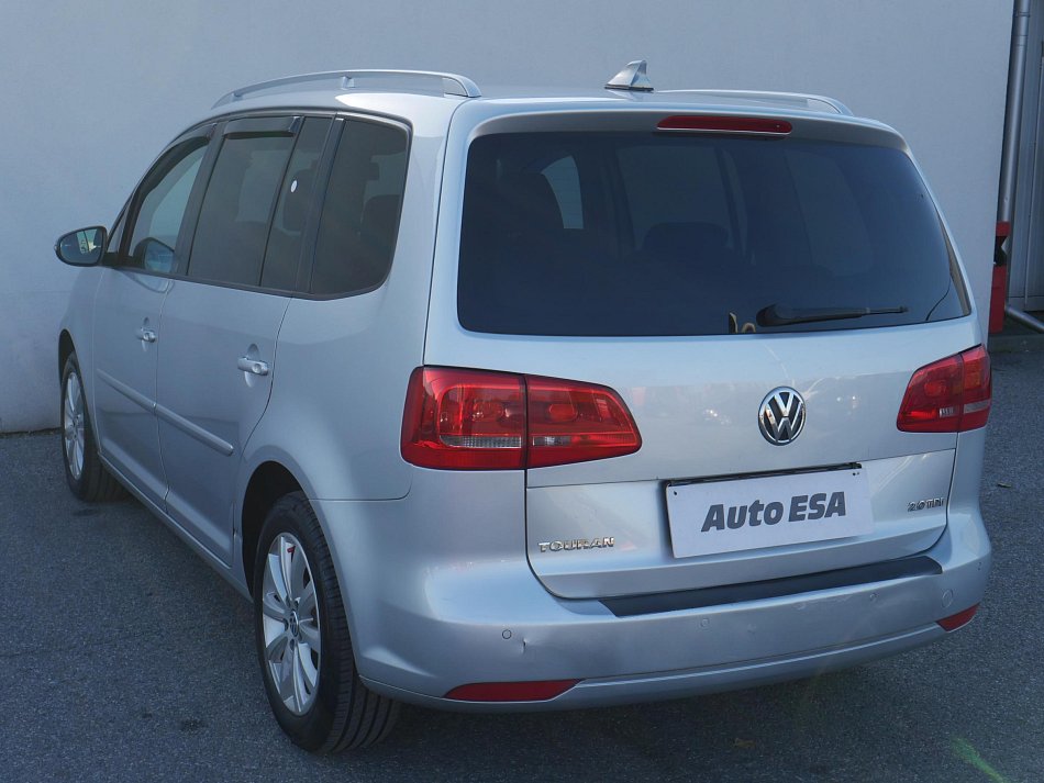 Volkswagen Touran 2.0 TDi 