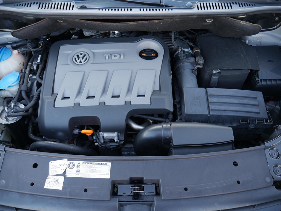 Volkswagen Touran 2.0 TDi 