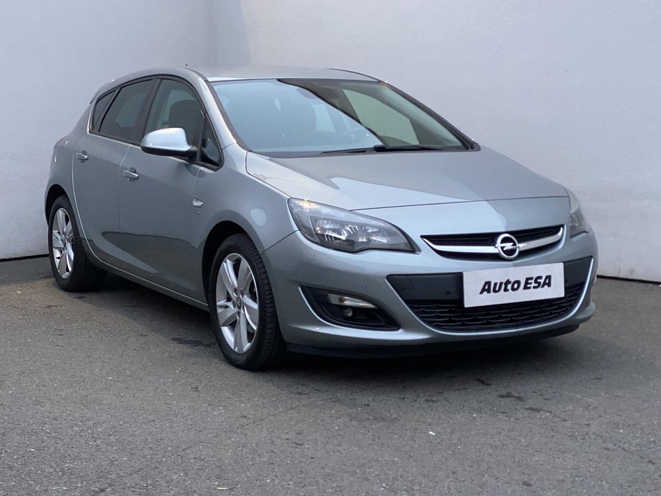 Opel Astra 2.0 CDTi Active