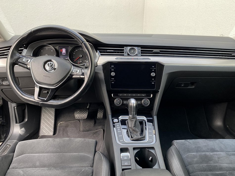 Volkswagen Passat 2.0TDi 