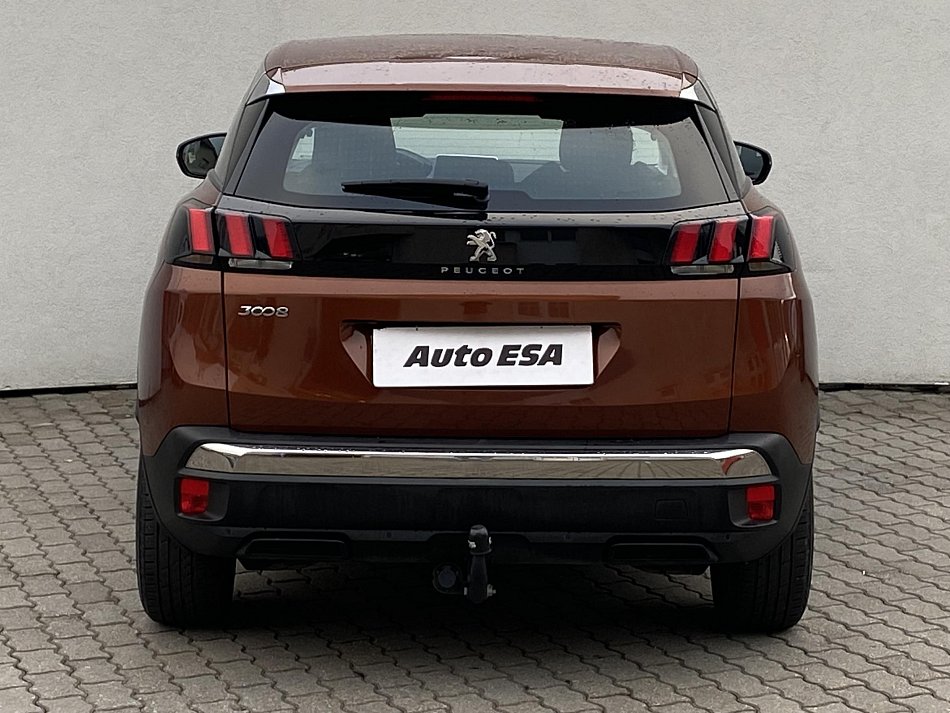 Peugeot 3008 1.2i 