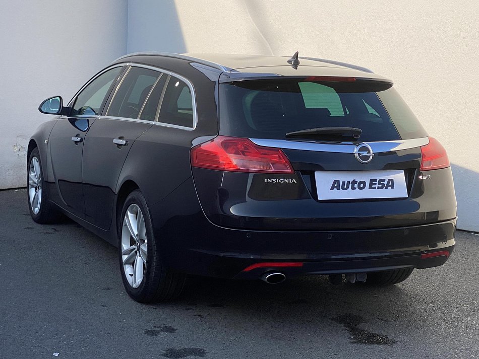 Opel Insignia 2.0CDTi 