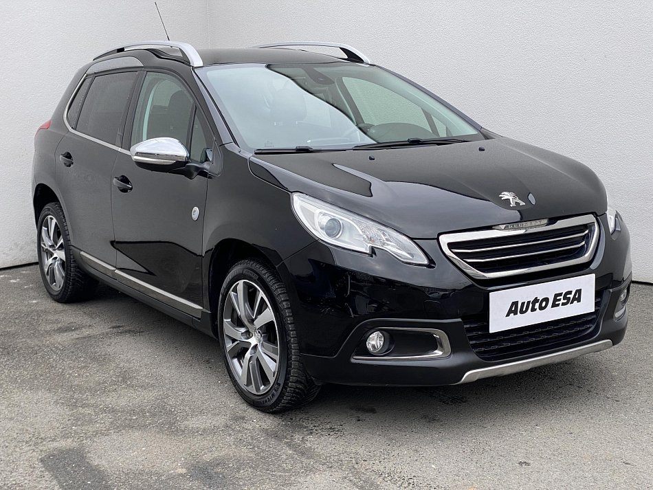 Peugeot 2008 1.2 PT Crossway