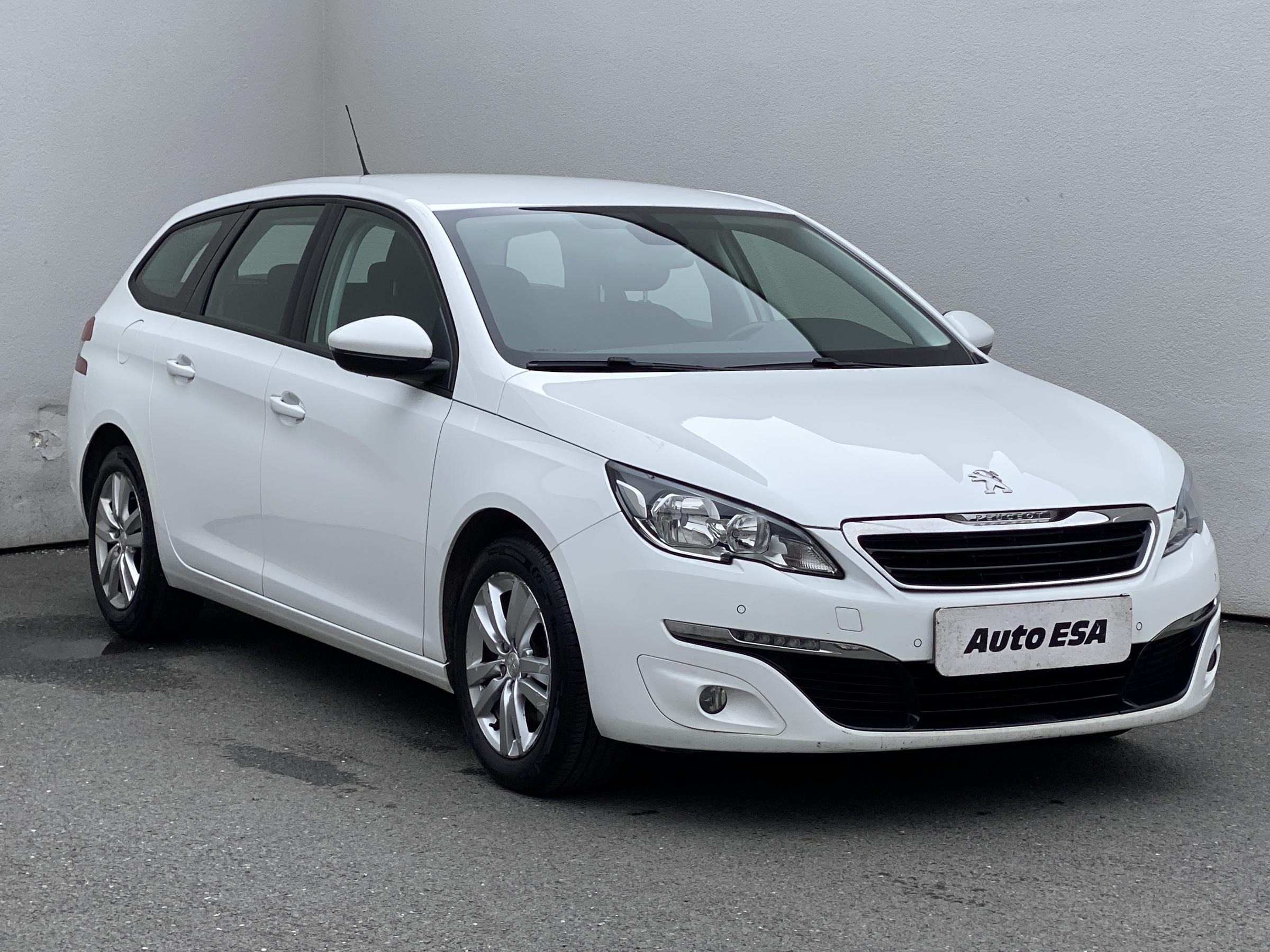 Peugeot 308, 2015 - pohled č. 1