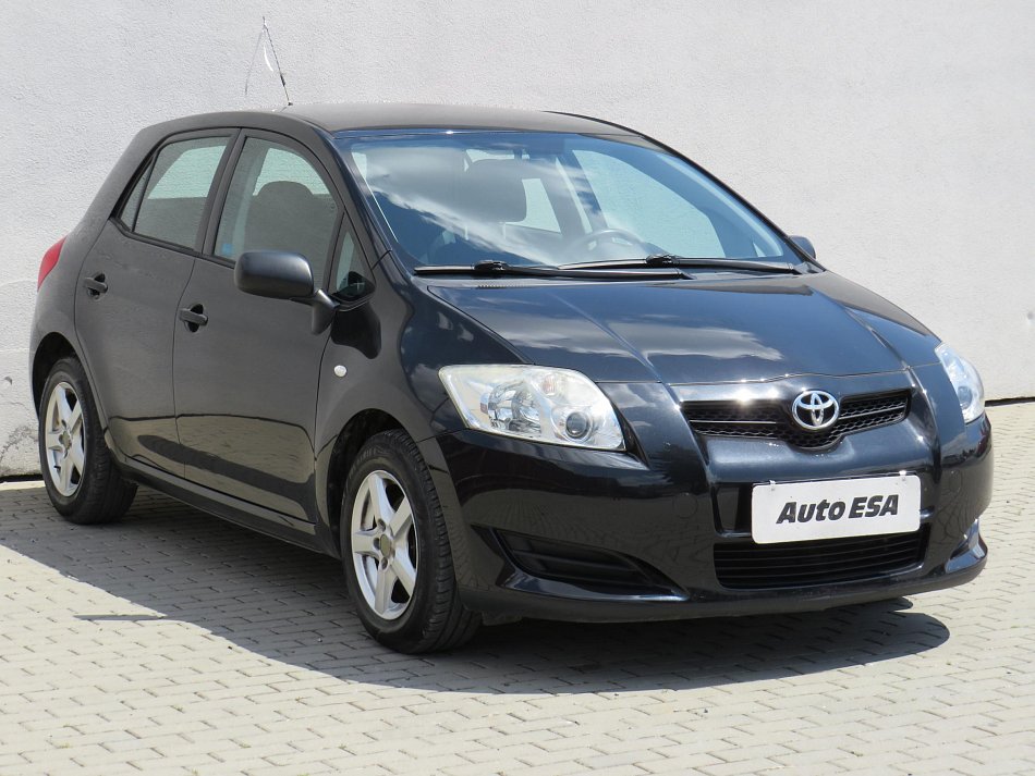 Toyota Auris 1.4VVT-i