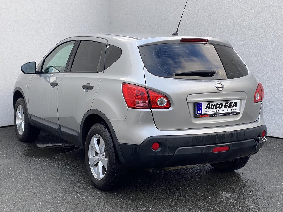 Nissan Qashqai 1.6i 