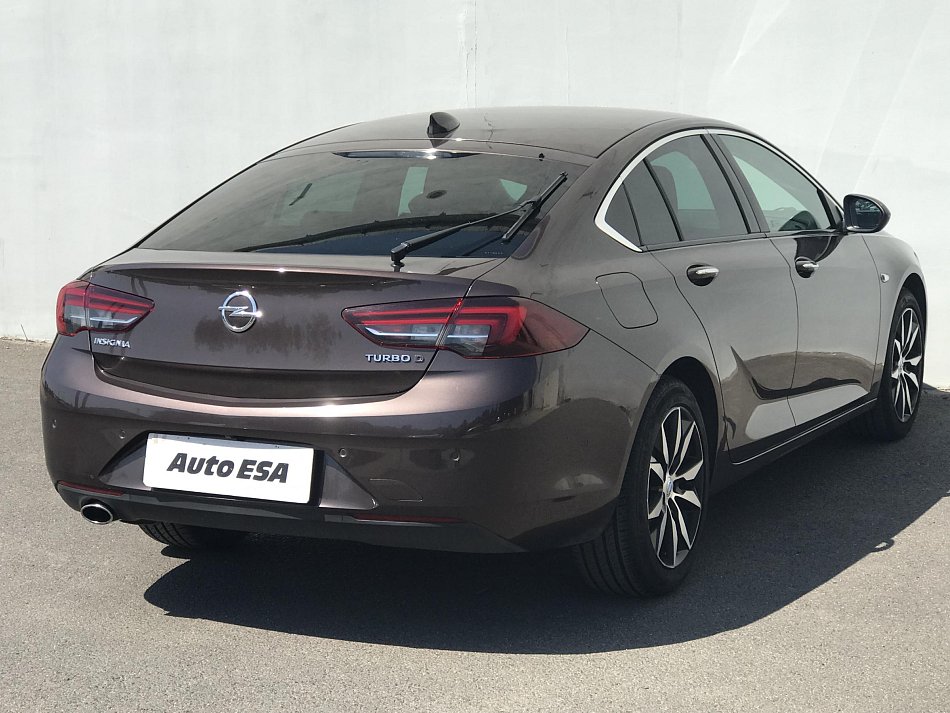 Opel Insignia 2.0CDTi 