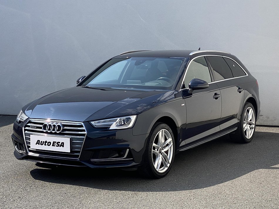 Audi A4 2.0 TDi S-line quattro