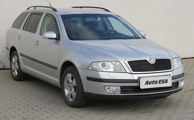 Škoda Octavia II 1.6i Elegance