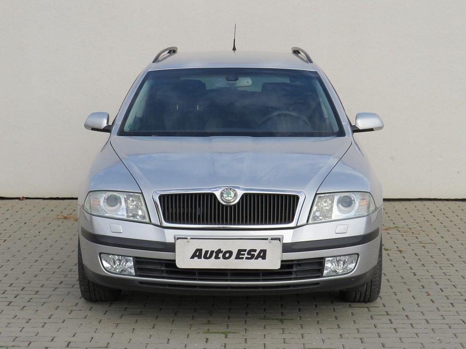 Škoda Octavia II 1.6i Elegance