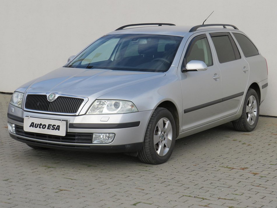 Škoda Octavia II 1.6i Elegance