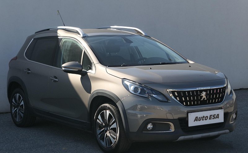 Peugeot 2008 1.2PT 