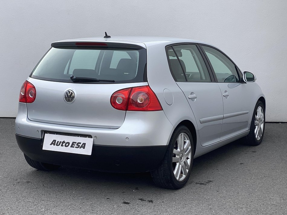 Volkswagen Golf 2.0TDi Sportline