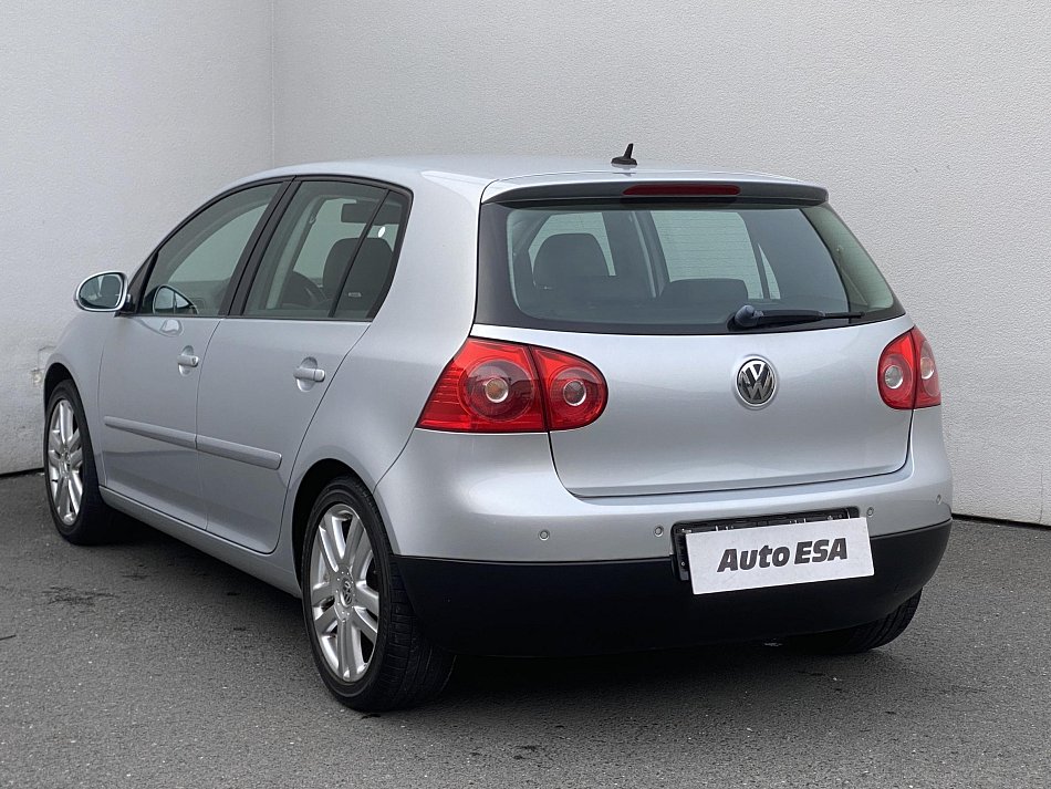 Volkswagen Golf 2.0TDi Sportline