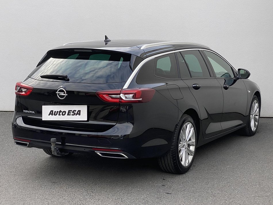 Opel Insignia 2.0CDTi Elegance Sport