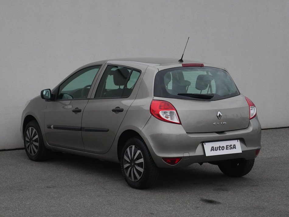 Renault Clio 1.2 i 