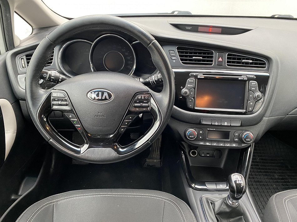 Kia Ceed 1.6 GDi 