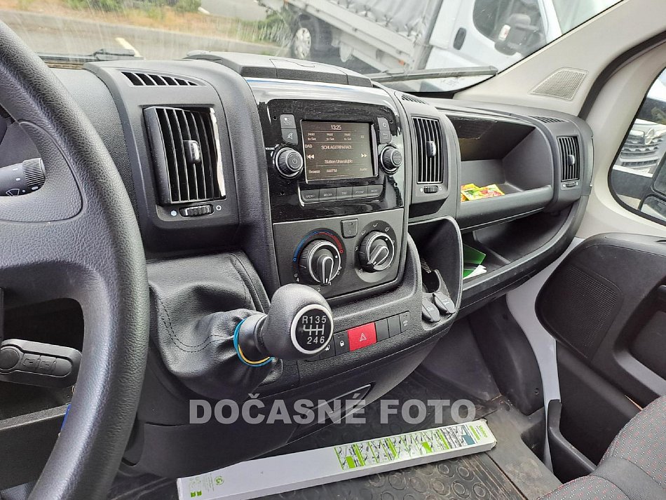 Opel Movano 2.2CDTi  PLACHTA