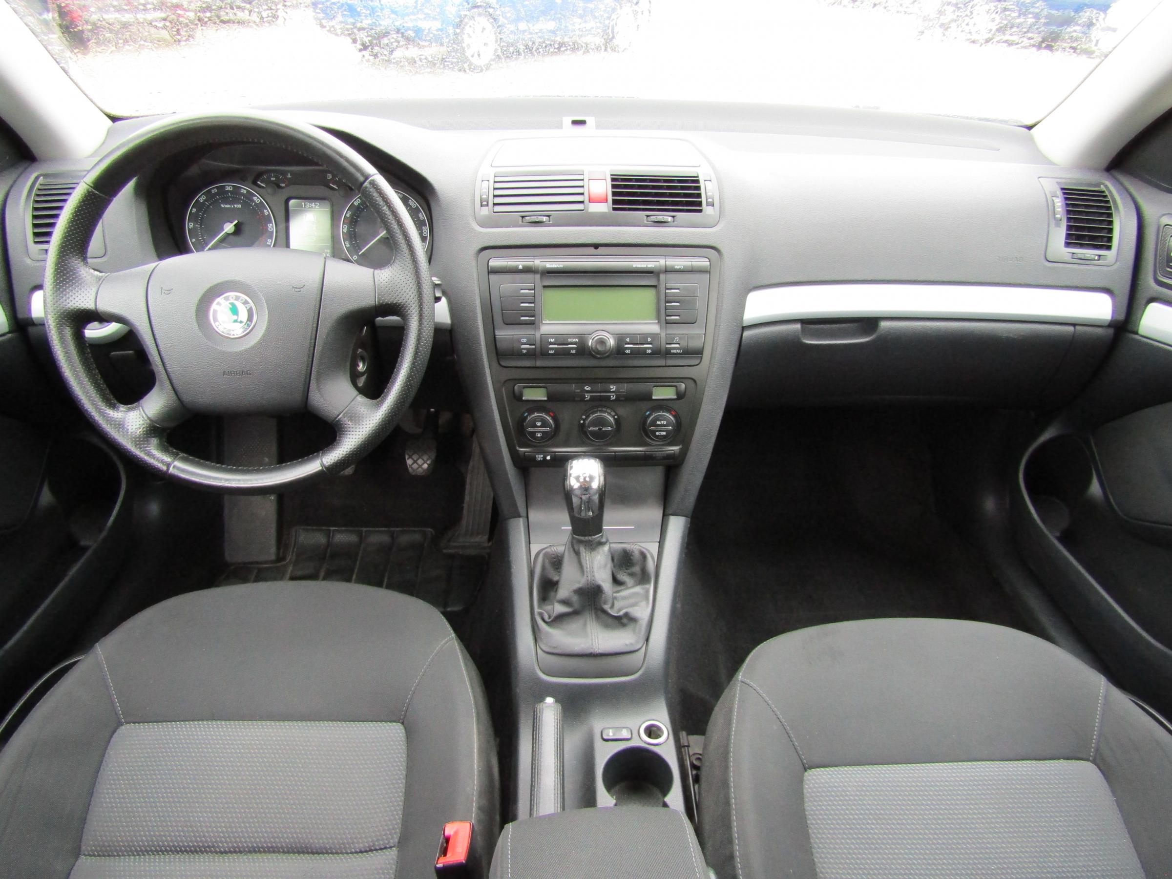 Škoda Octavia II, 2008 - pohled č. 9
