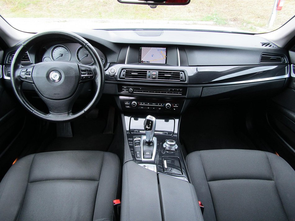 BMW Řada 5 3.0D  535 xDrive