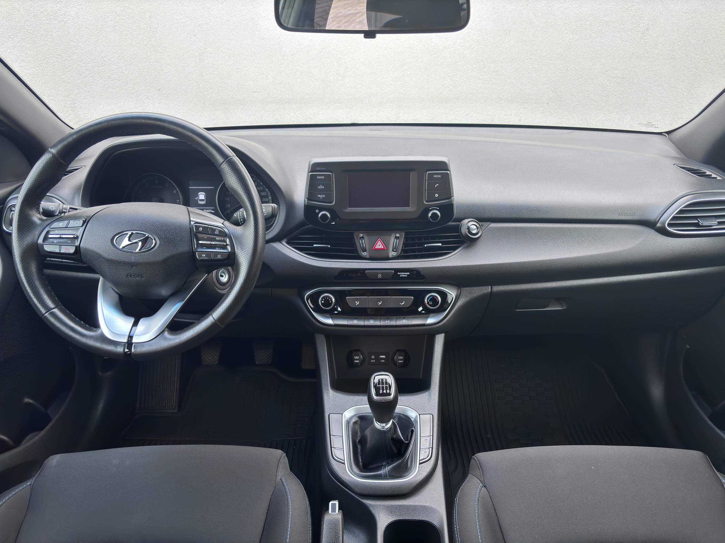 Hyundai i30, 2018 - pohled č. 9