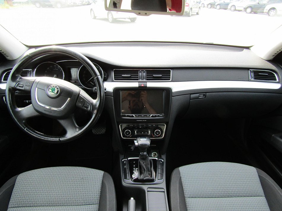 Škoda Superb II 2.0TDI Ambition