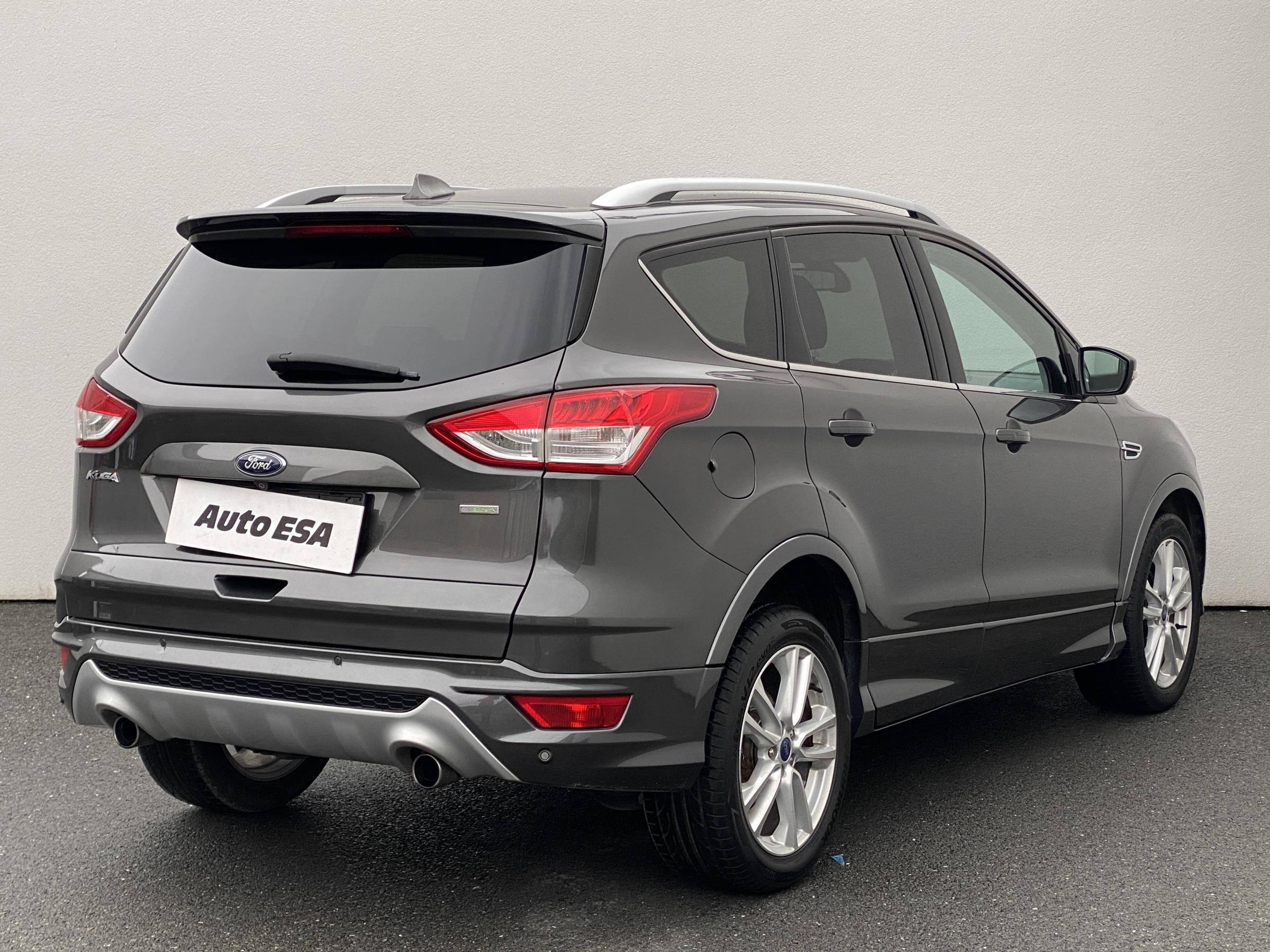 Ford Kuga, 2015 - pohled č. 4